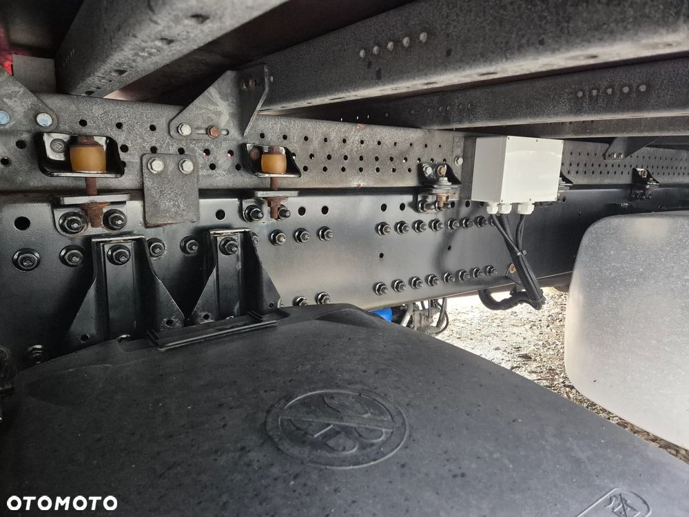 DAF XF ORYGINALNY PRZEBIEG z Niemiec / TANDEM ZESTAW PRZEJAZDOWY Z WINDĄ - 20