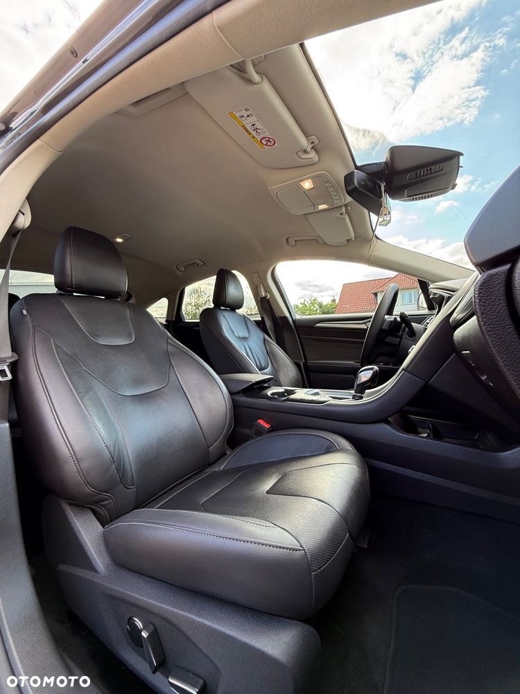 Ford Mondeo 2.0 TDCi Titanium PowerShift - 19