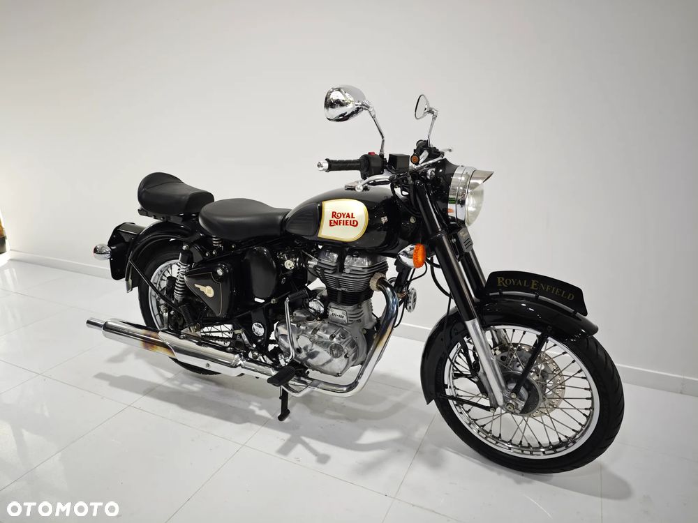 Royal Enfield Classic - 2