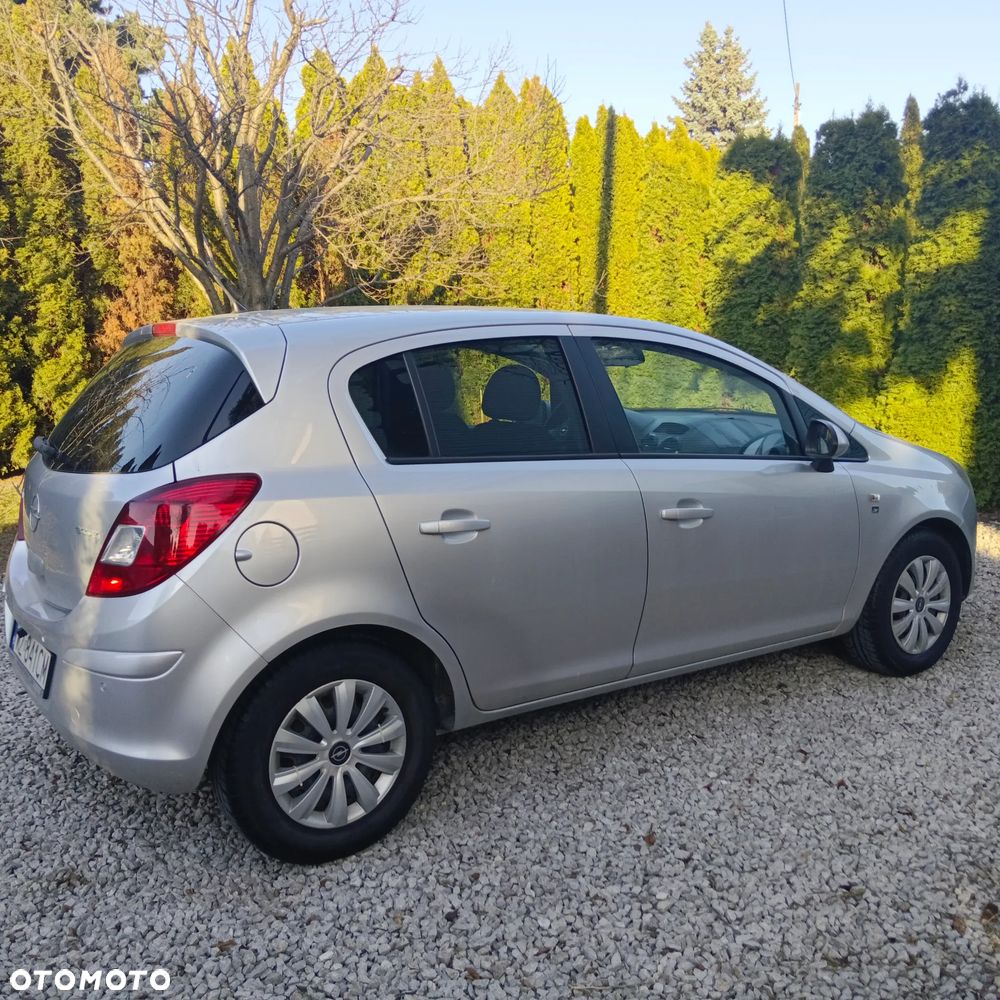 Opel Corsa - 3