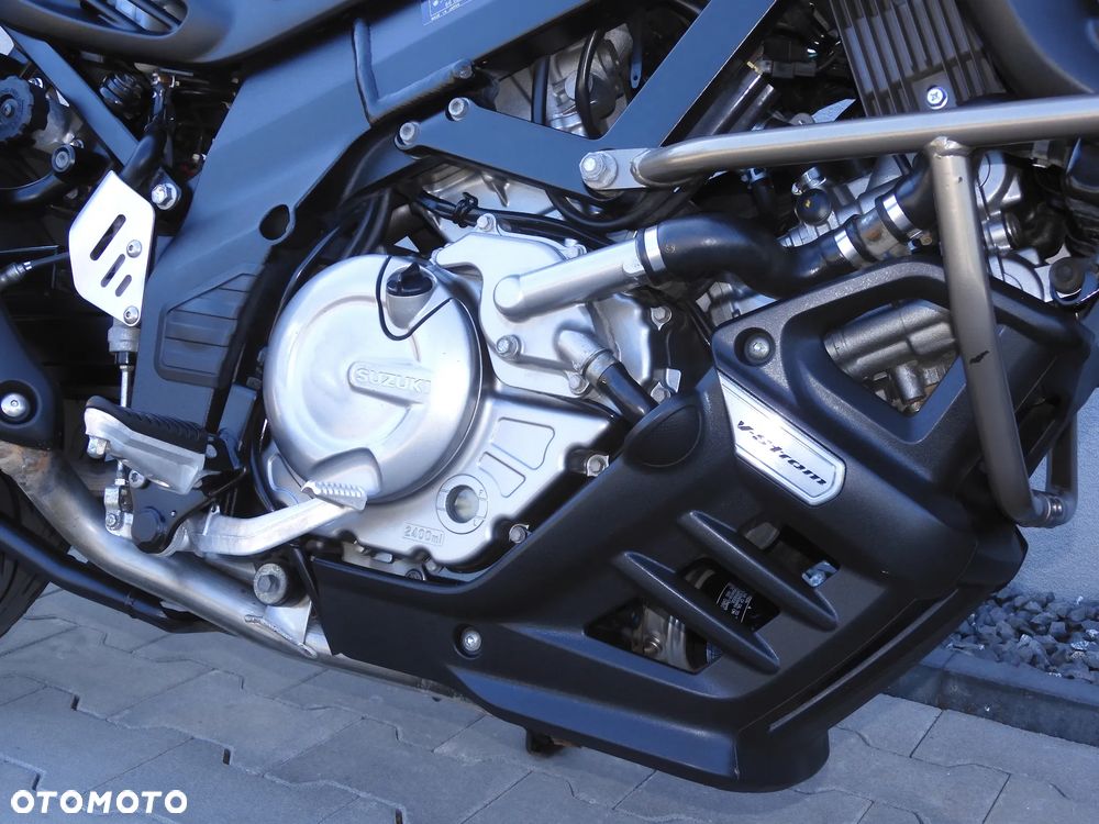 Suzuki V-STROM - 13