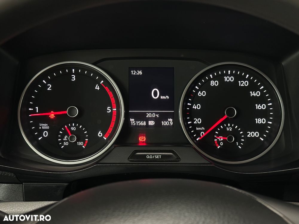 Volkswagen Crafter - 11