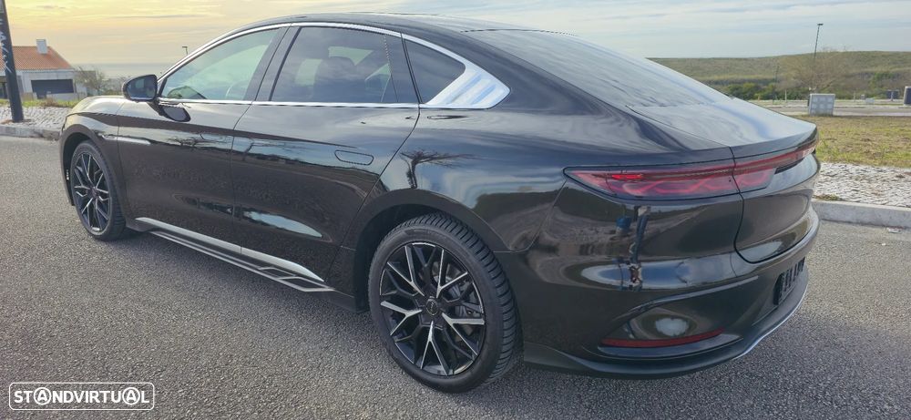 BYD Han 85.4 kWh AWD Executive - 12