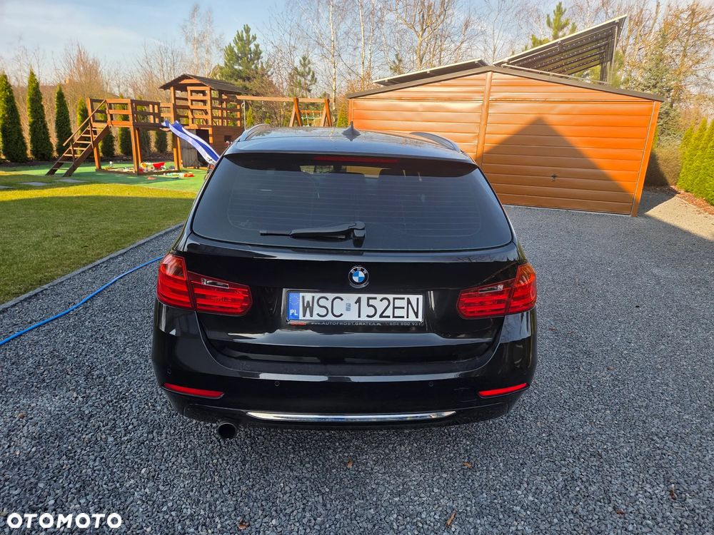 BMW Seria 3 320i Luxury Line - 6