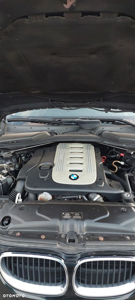 BMW Seria 5 530d - 38