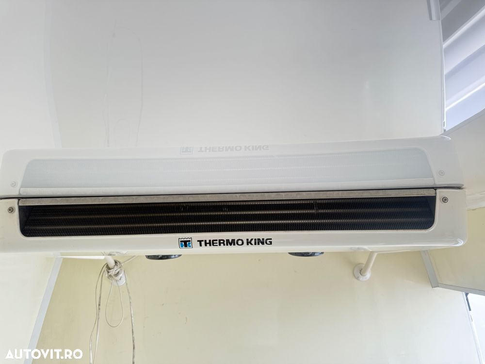 Ford Transit Jumbo Thermo King Autoutilitarã - 27