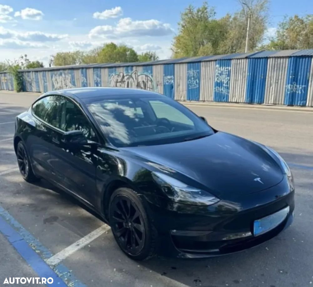 Tesla Model 3 Long Range AWD Premium - 2