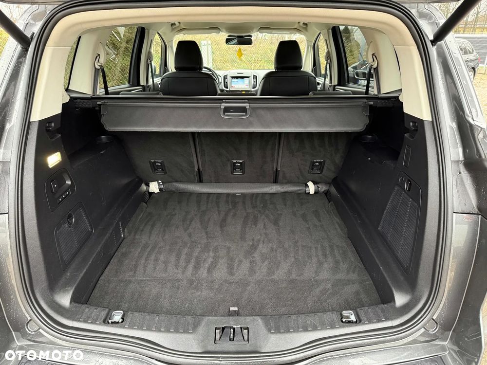 Ford S-Max 2.0 TDCi Titanium - 19