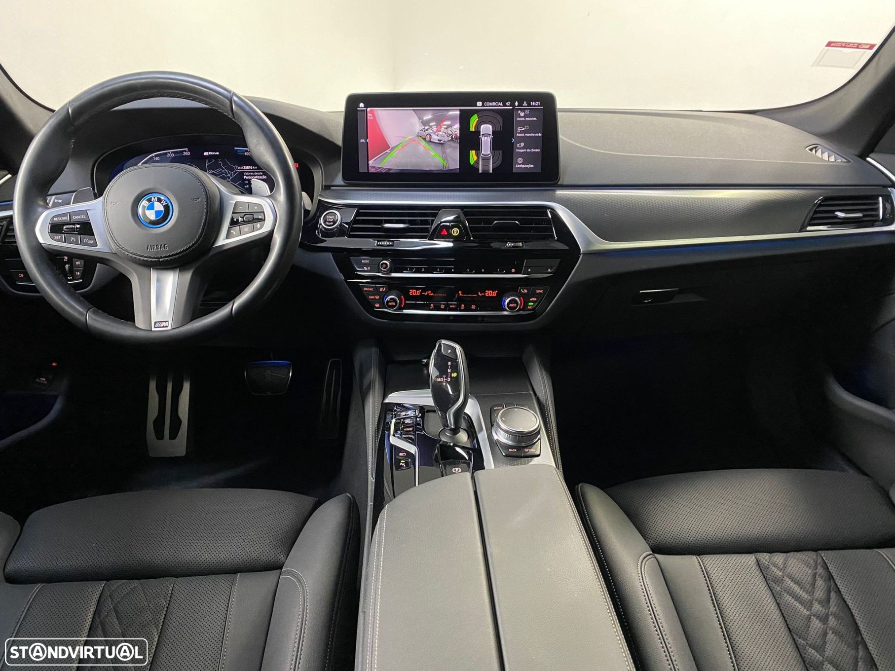 BMW 530 e Pack Desportivo M - 8