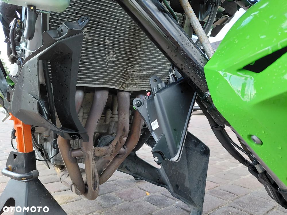 Kawasaki Ninja - 7