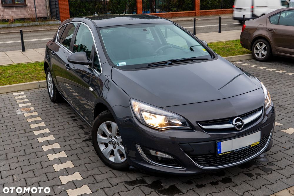 Opel Astra 1.7 CDTI Cosmo - 33