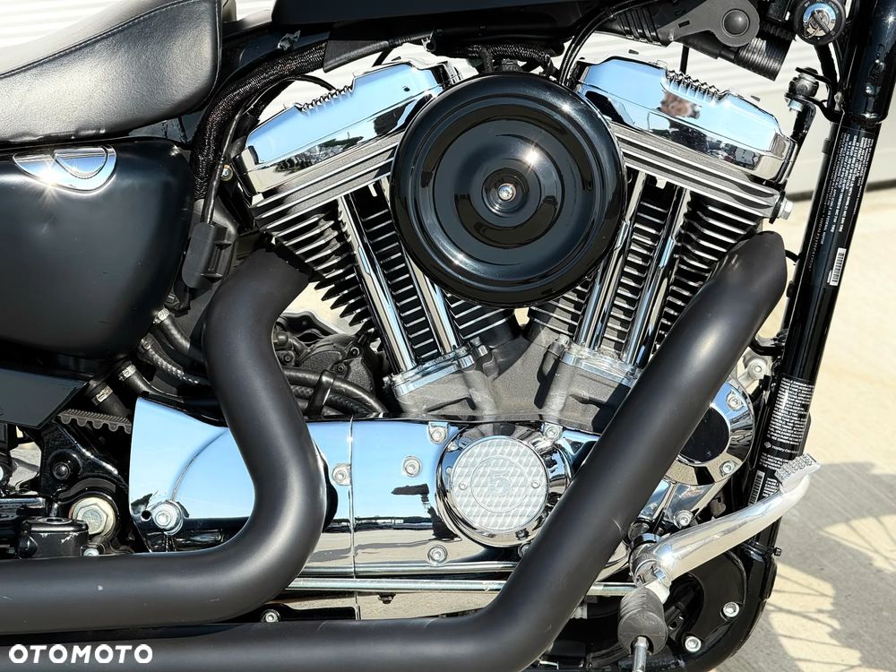 Harley-Davidson Sportster Seventy-Two - 15