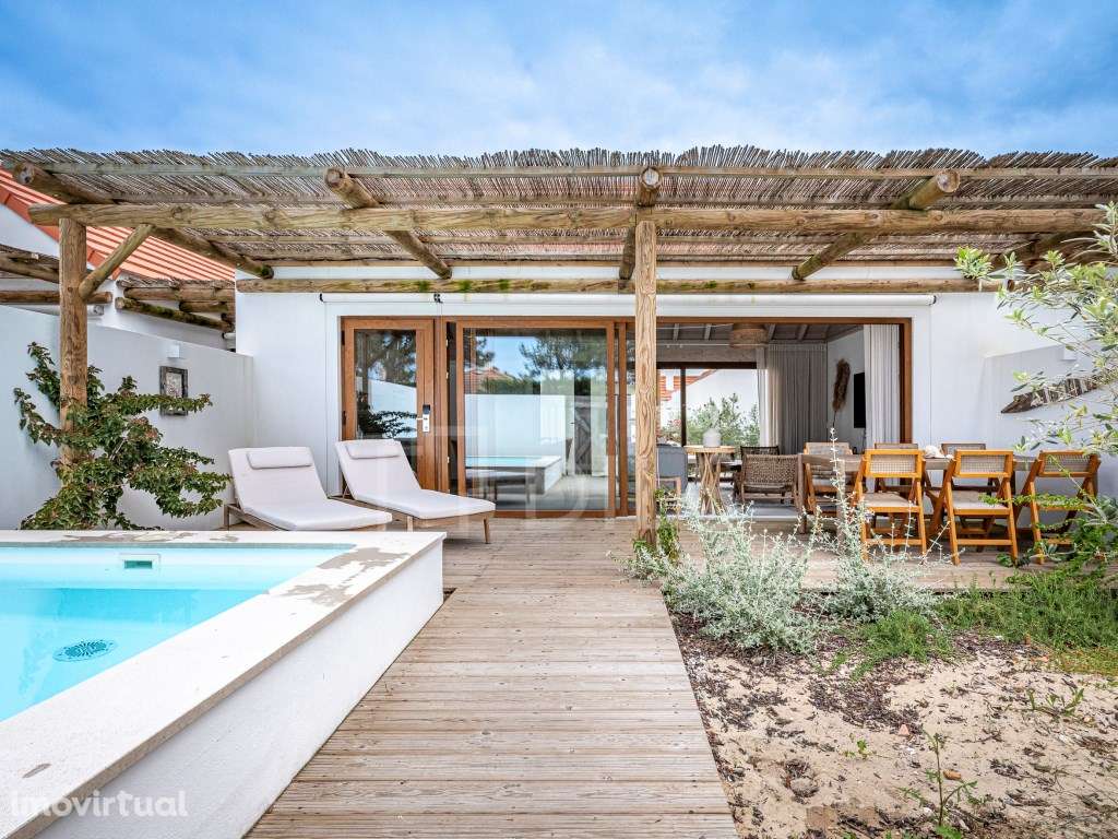 Moradia T3, nova, com jardim privativo e deck exterior, na Comporta - Grande imagem: 2/17