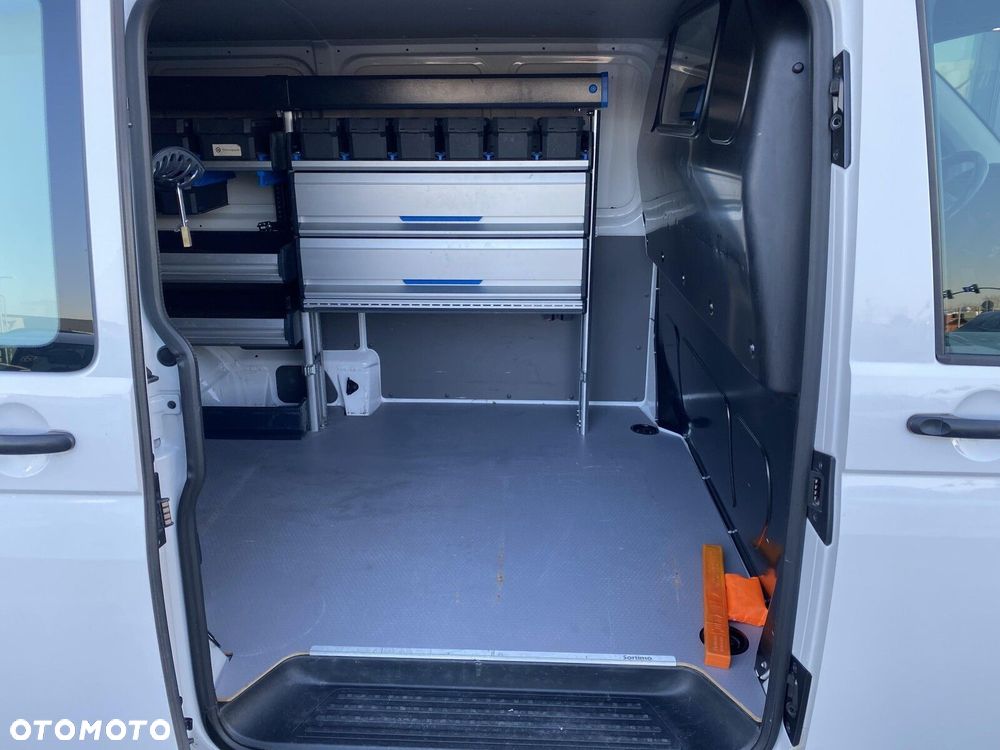 Volkswagen Transporter - 27