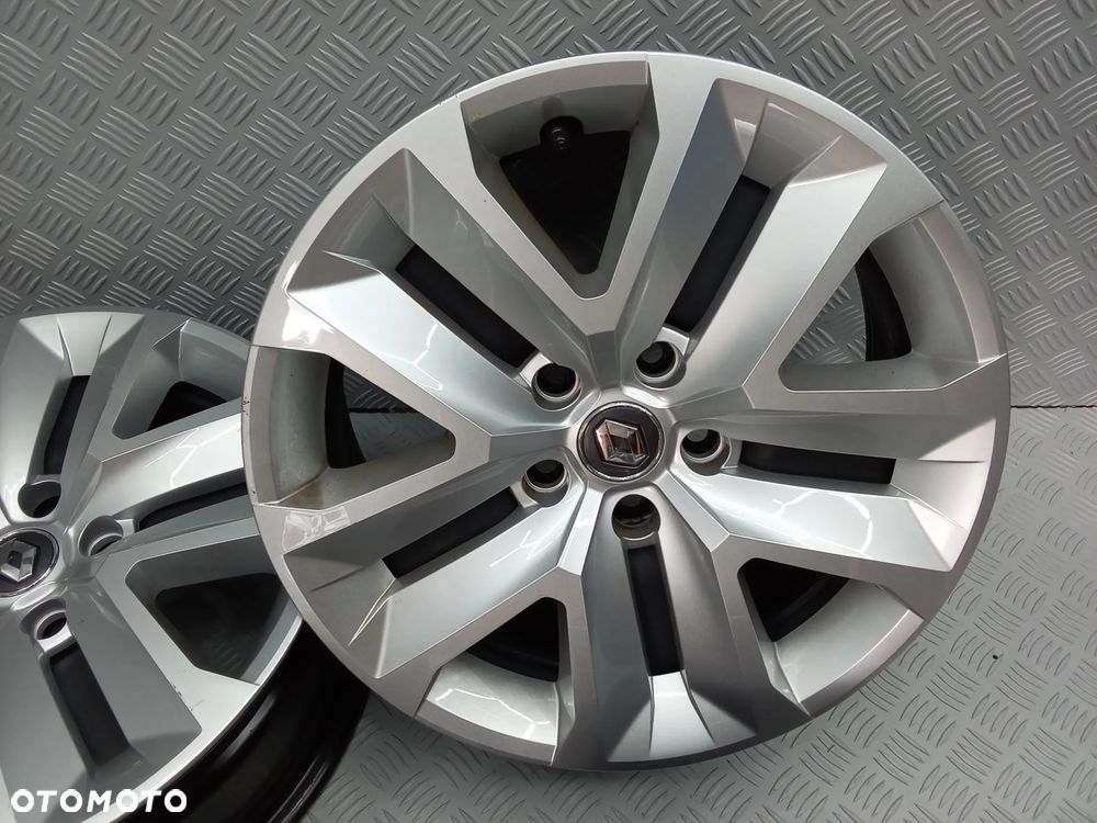 Felgi strukturalne Renault Captur Kadjar Laguna Megane Arkana Fluence 7Jx17 et 35 5x114,3 - 3