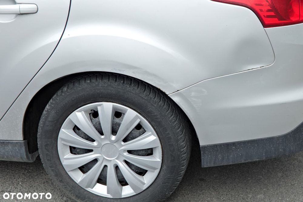 Ford Focus 1.6 Trend - 9
