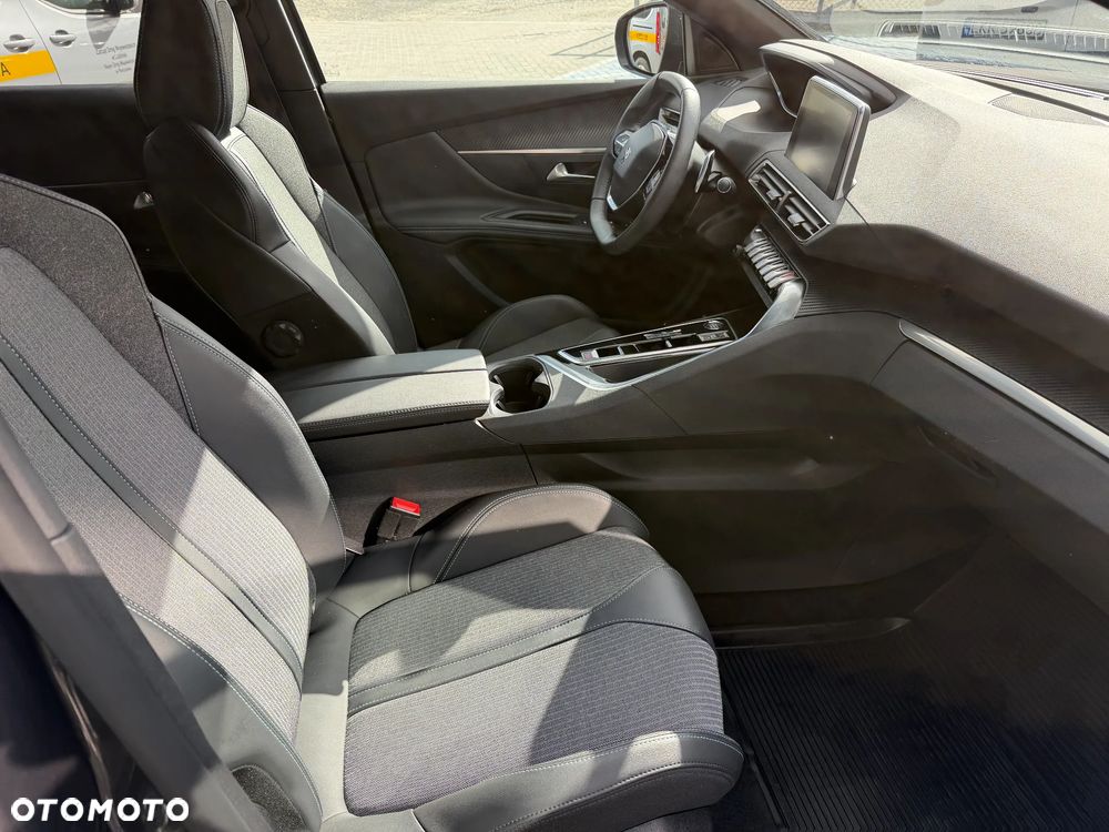 Peugeot 3008 1.5 BlueHDi Allure S&S EAT8 - 8