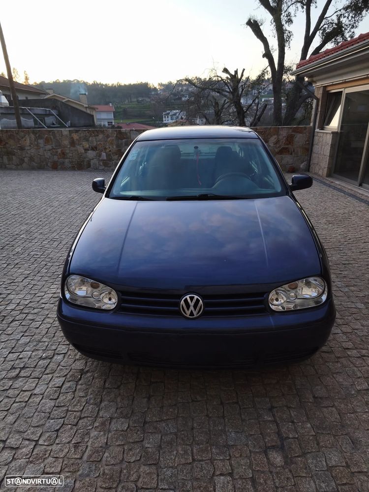 VW Golf - 1