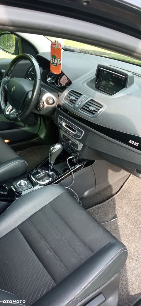 Renault Megane 1.5 dCi Bose EDC - 13