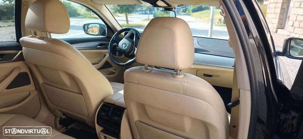 BMW 520 d Line Luxury Auto - 6