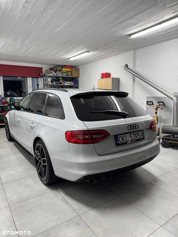 Audi A4 Avant 2.0 TDI Multitronic - 11