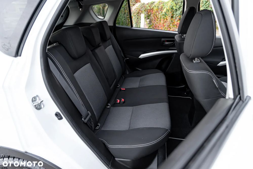 Suzuki SX4 S-Cross 1.6 VVT CVT 4x4 Comfort - 24