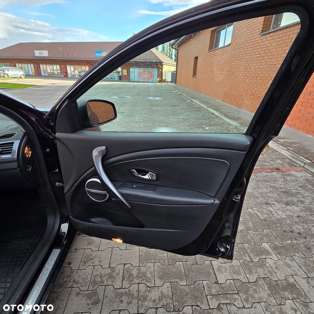 Renault Megane TCe 220 Start & Stop GTline 220 - 19