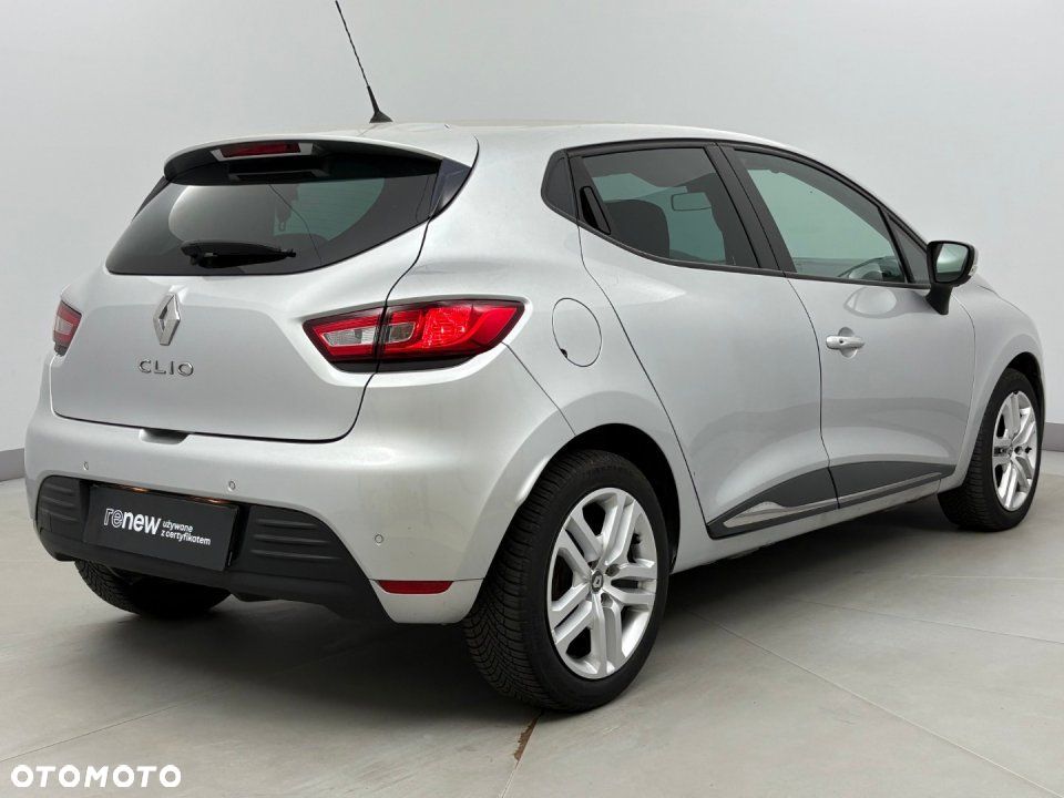 Renault Clio - 5