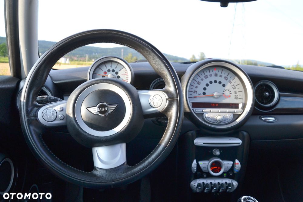 MINI Clubman One - 13