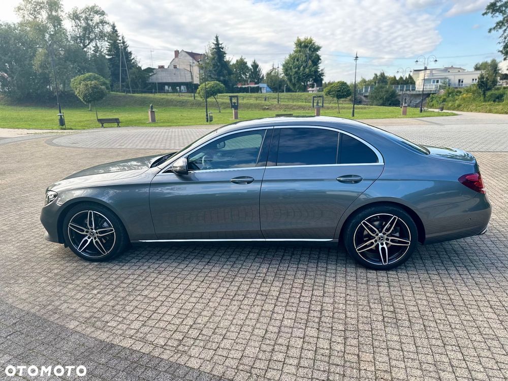 Mercedes-Benz Klasa E 220 d 9G-TRONIC - 8