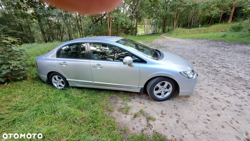 Honda Civic 1.8 Comfort - 3