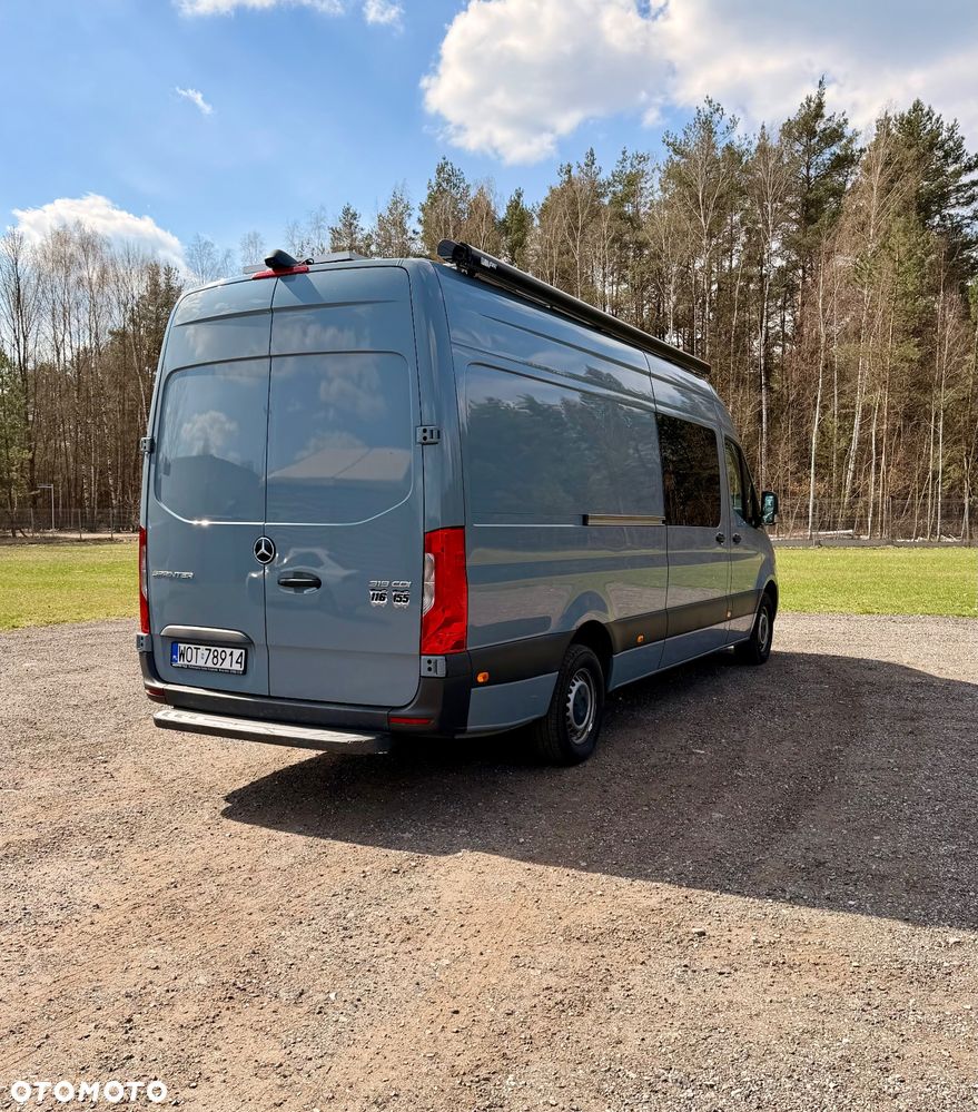 Mercedes-Benz Sprinter - 4