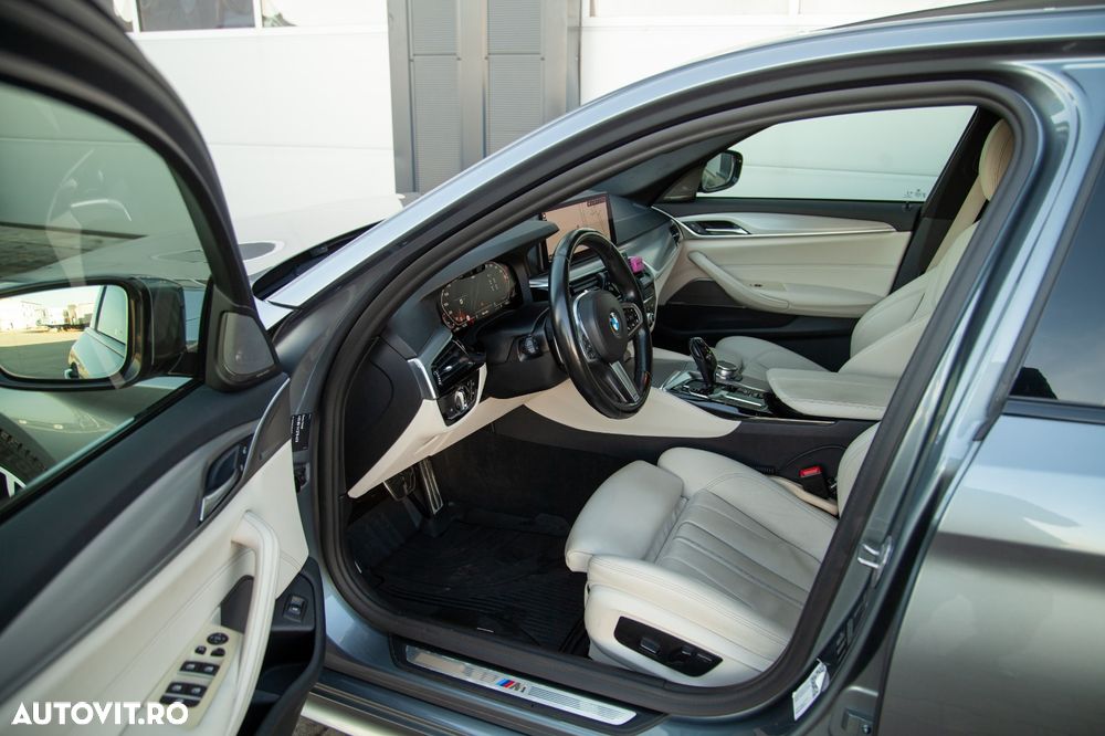 BMW Seria 5 530d Aut. M Sport Edition - 12