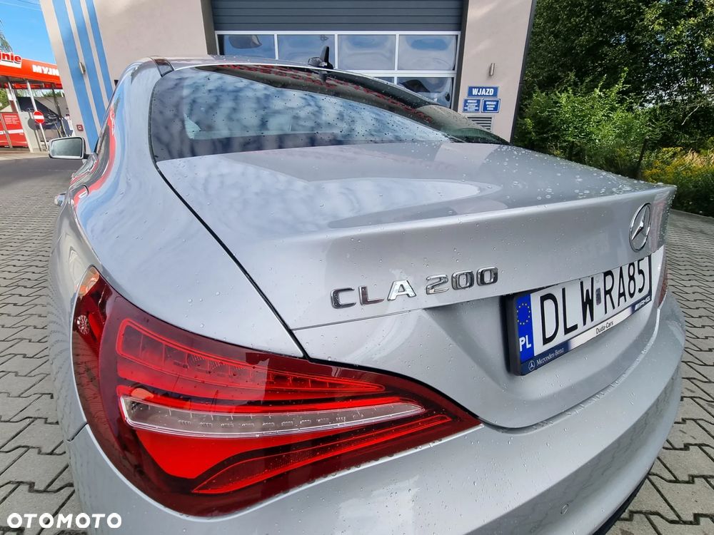 Mercedes-Benz CLA 200 AMG Line - 6