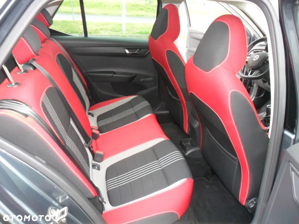 Skoda Fabia 1.2 TSI Monte Carlo - 18