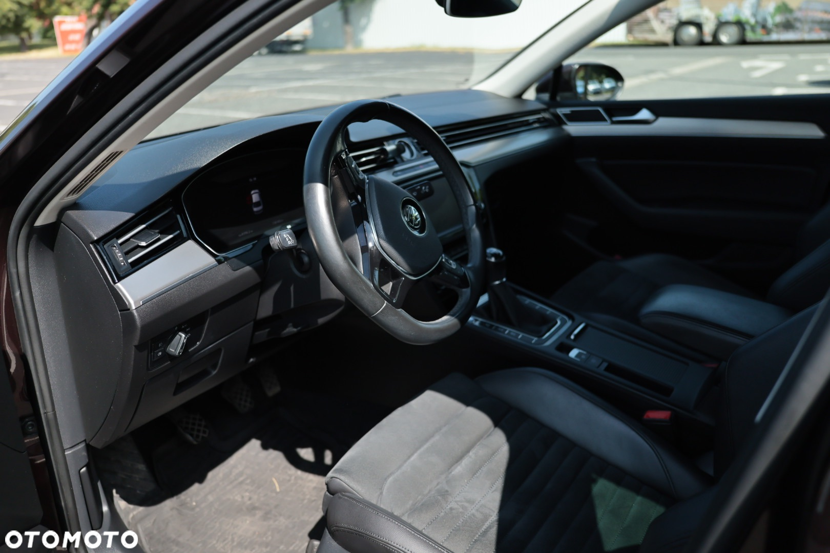 Volkswagen Passat 1.8 TSI BMT Highline - 16