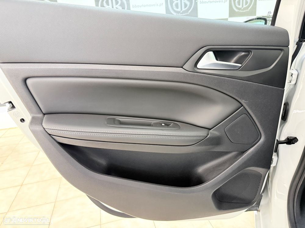 Peugeot 308 PureTech 130 GPF EAT8 Stop & Start Allure Pack - 30