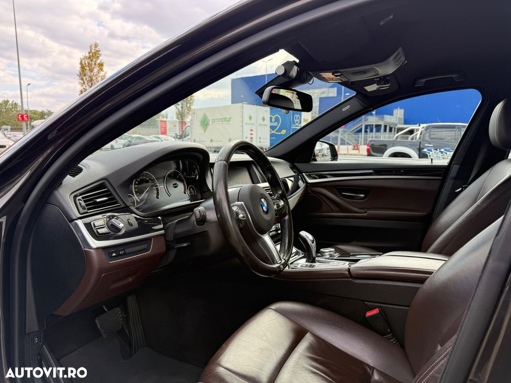 BMW Seria 5 525d xDrive AT - 3