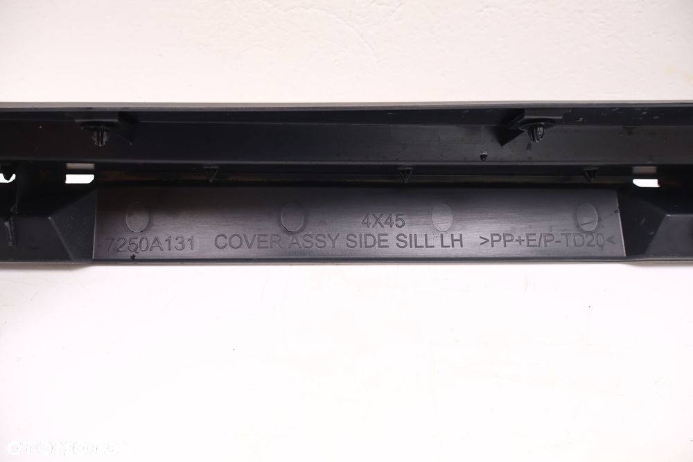 MITSUBISHI ECLIPSE CROSS LISTWA PROGOWA LEWA 7250A313 - 8