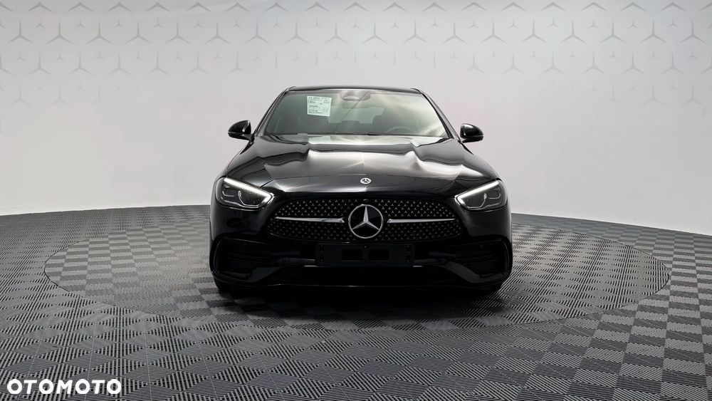Mercedes-Benz Klasa C 180 mHEV AMG - 9