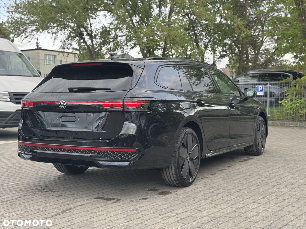 Volkswagen Passat Variant - 13