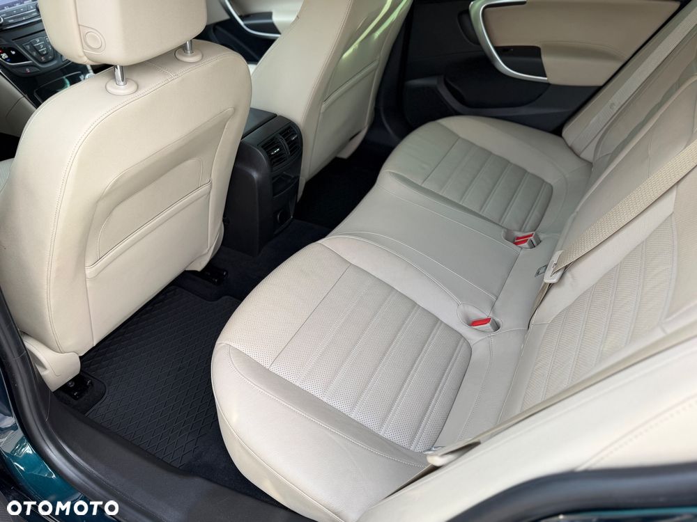 Opel Insignia 2.0 CDTI Cosmo 4x4 S&S - 24