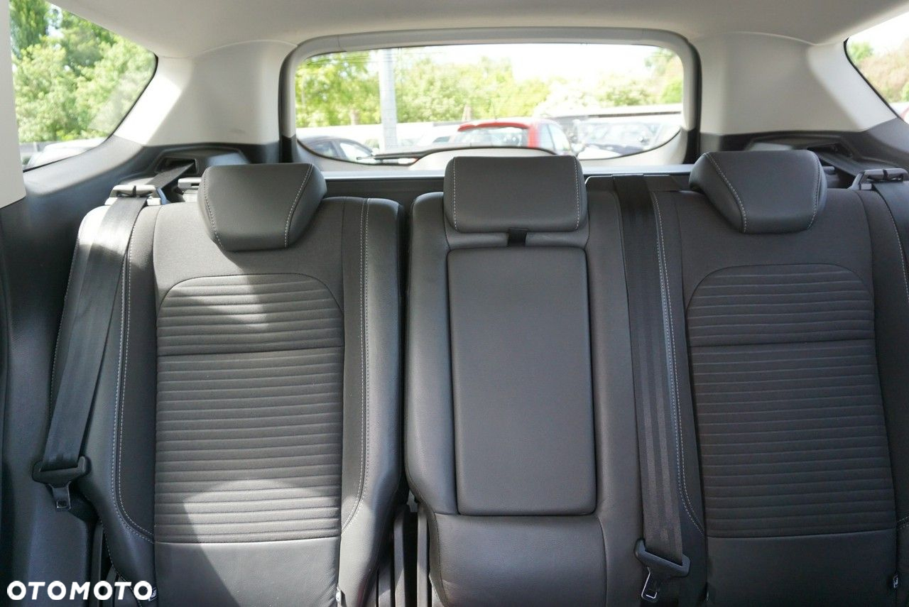 Ford Kuga - 29