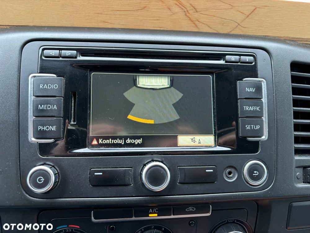 Volkswagen Transporter Caravelle DSG Edition - 22