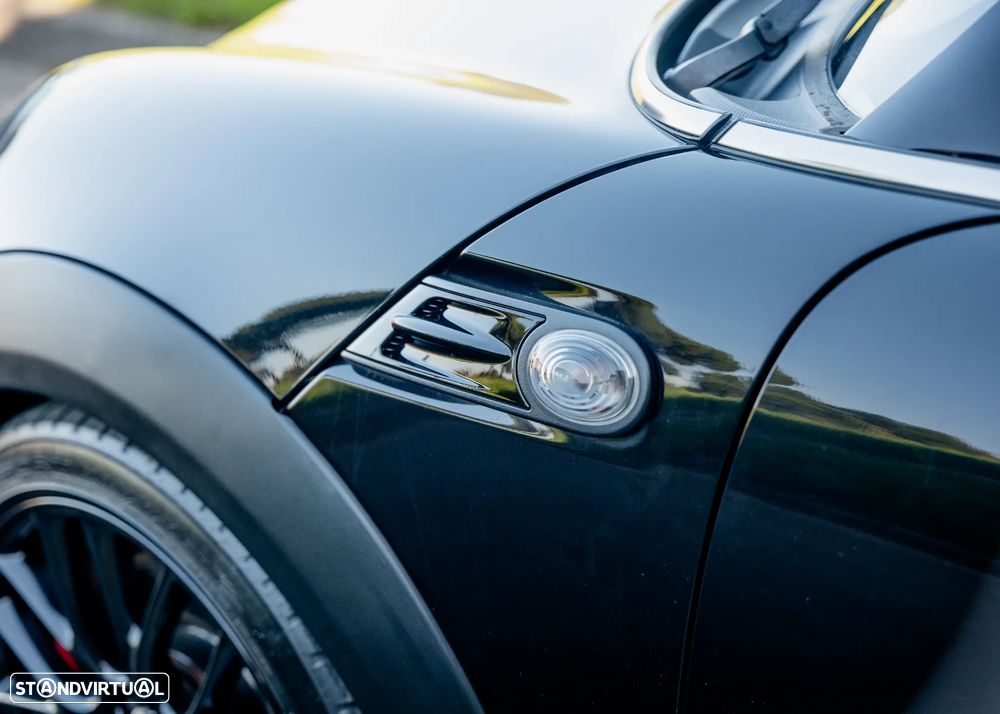MINI 3 Portas John Cooper Works - 13