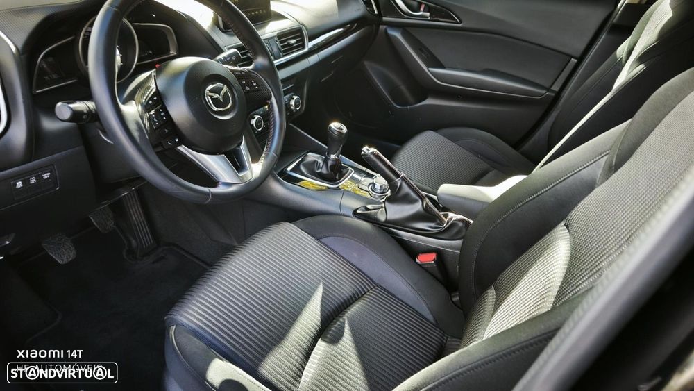 Mazda 3 1.5 Sky-G Evolve - 20