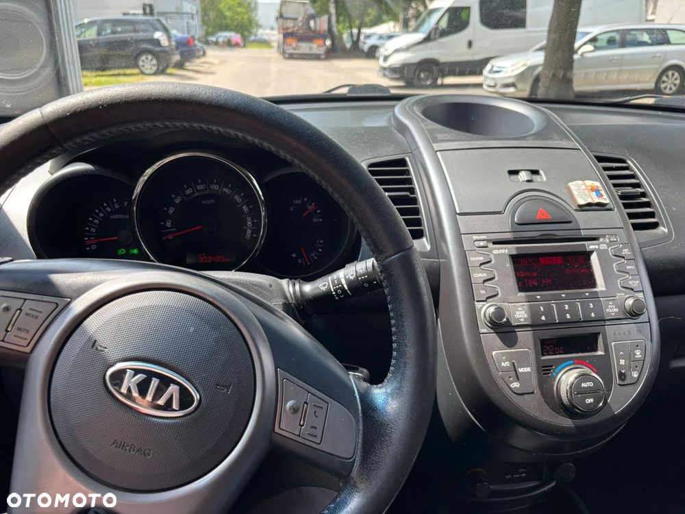 Kia Soul 1.6 L EU5 - 13