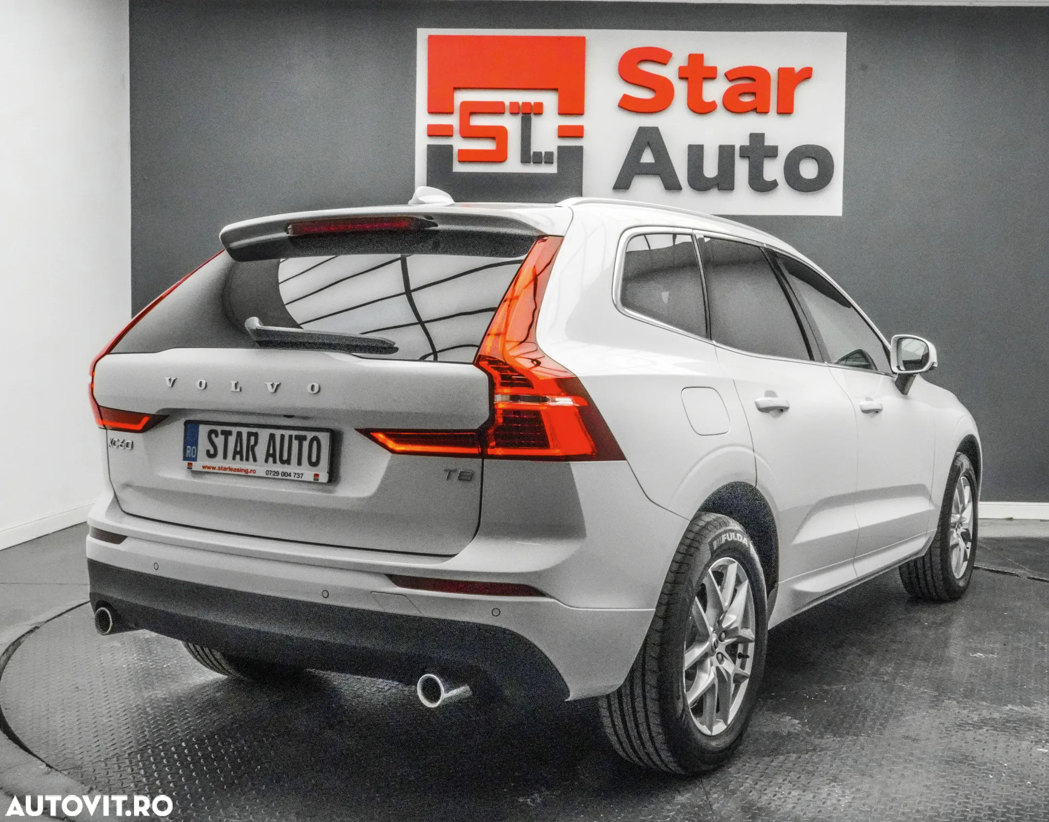 Volvo XC 60 T8 Twin Engine AWD Momentum Pro - 6
