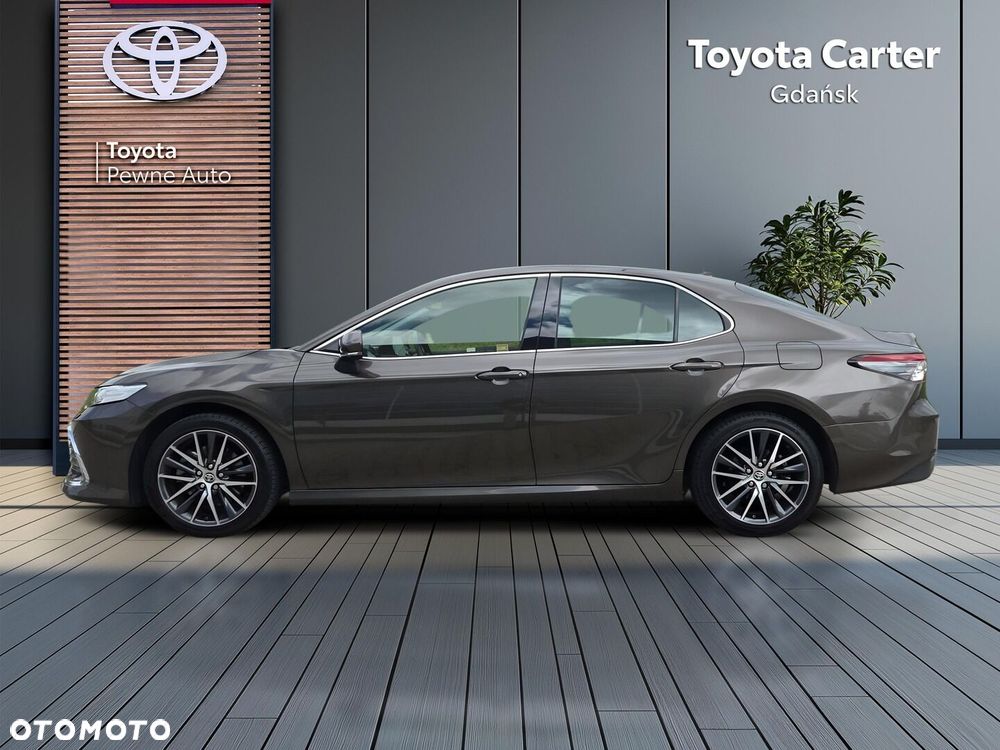 Toyota Camry 2.5 Hybrid Executive CVT - 3