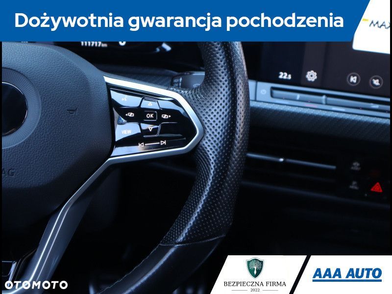 Volkswagen Golf - 22